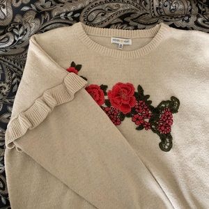 Woven Heart Sweaters - 90s Embroidered Crop Sweater Woven Heart Sweaters - 90s Embroidered Crop Sweater